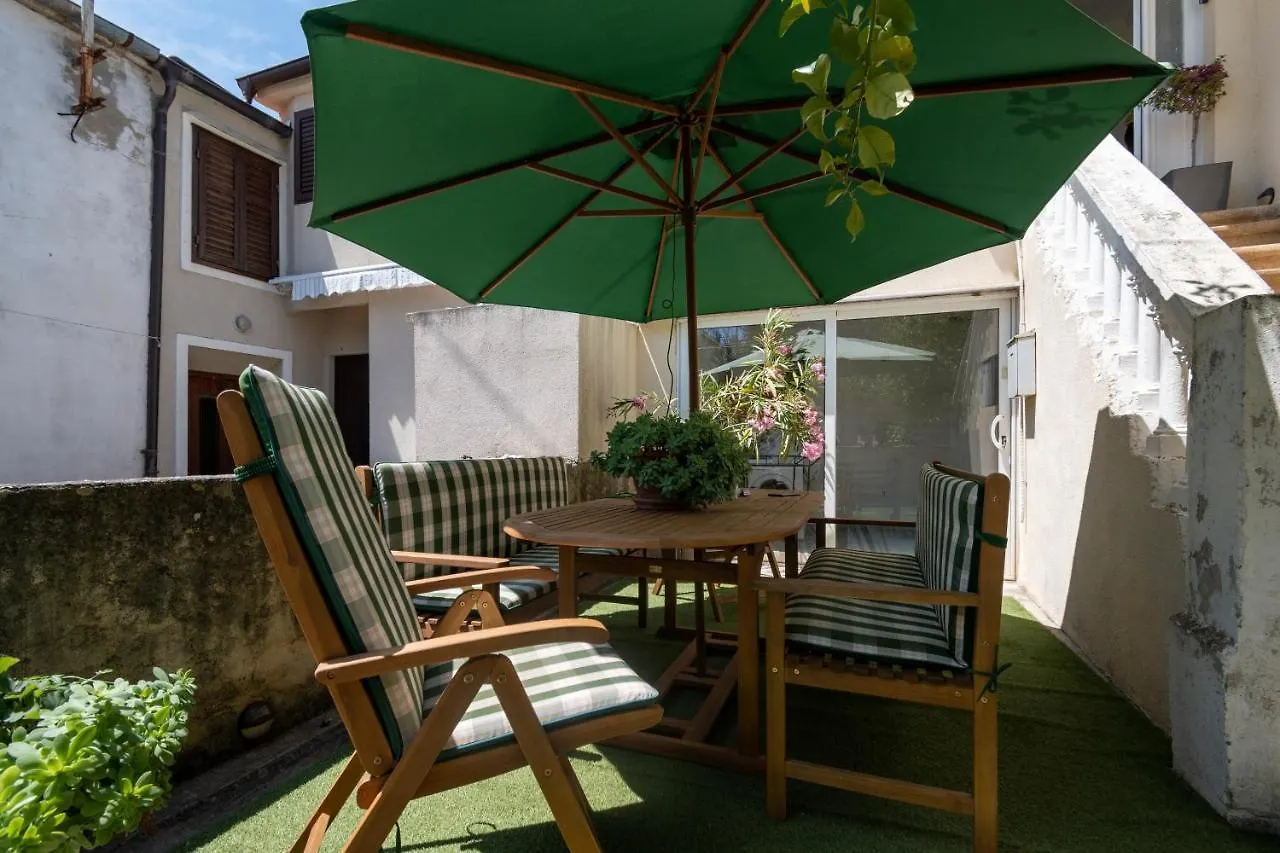 Holiday House With Wifi Sali, Dugi Otok - 17797